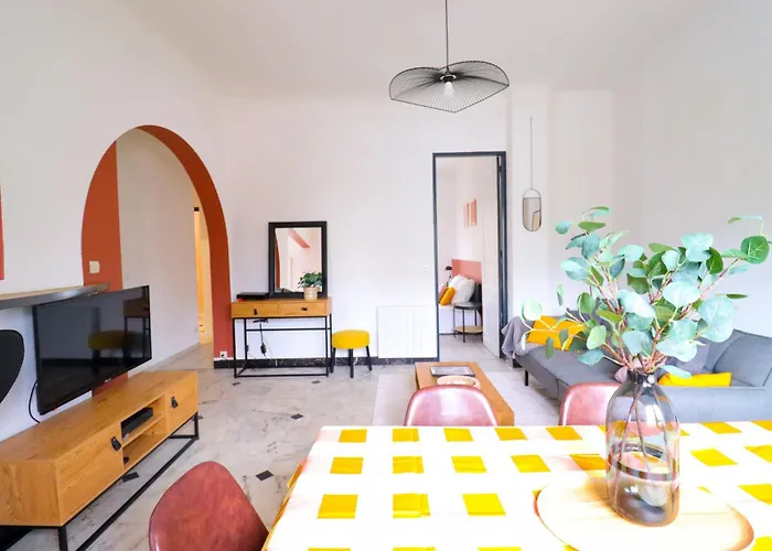 Le Spazioso - T3 Avec Terrasse Privative * アルカション